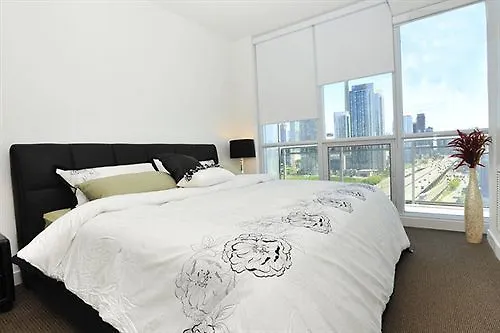 Hydewest - Dan Leckie Way Hotel Toronto